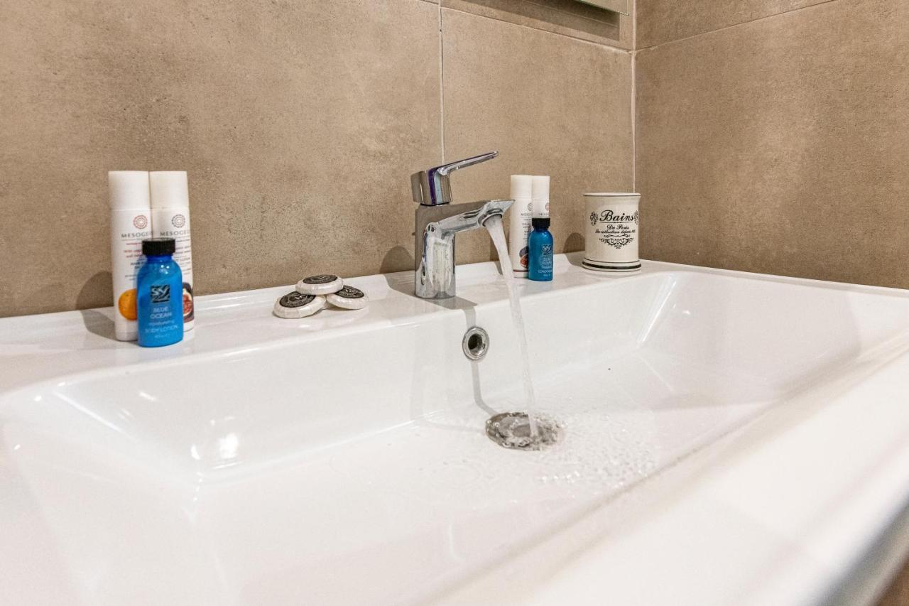 Athens Smart Apartment Bagian luar foto